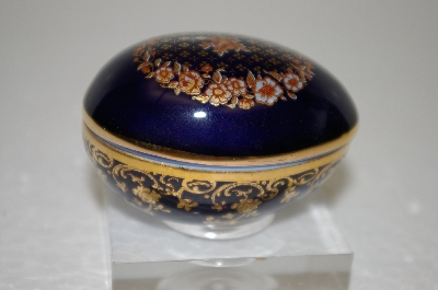 +MBA #11-238  Small Made In France Porcelaine Egg Trinket Box