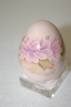 +MBA #11-209   1990's Pale Pink Hand Painted Porcelaine Egg