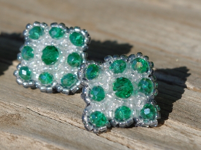 MBA #5632A-3496  "Green & Clear Set Of 5 Glass Bead Mini Brooch Pins"