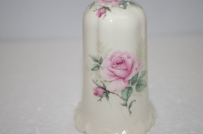 +MBA 311-020  Pink Rose Victorian Salt & Pepper Shakers