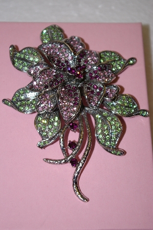 +MBA #16-601  Large Crystal Flower Pendant
