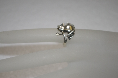+MBA #16-146  Sterling Moveable Frog Ring