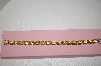 +MBA #17-721A  Beautiful Cushion Cut Yellow Quartz Bracelet