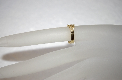 +MBA #17-110 14K Yellow Gold Lace Pattern Pinki Ring