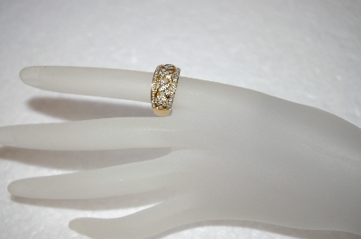 +MBA #17-123  14K Yellow Gold Hugs Diamond Ring