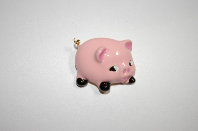 +MBA #18-205  Pink Enameled Pig Pin