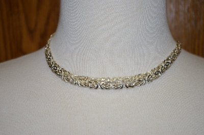 +MBA #19-080  Graduated Byzantine Sterling Necklace
