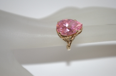 +MBA #19-412  10K Yellow Gold Pear Cut Pink CZ Ring