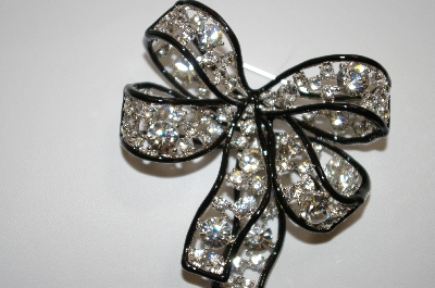 +MBA #19-444  "Kenneth J Lane Sophisticated Bow Brooch