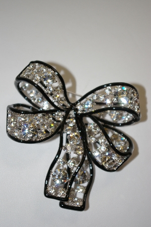 +MBA #19-444  "Kenneth J Lane Sophisticated Bow Brooch