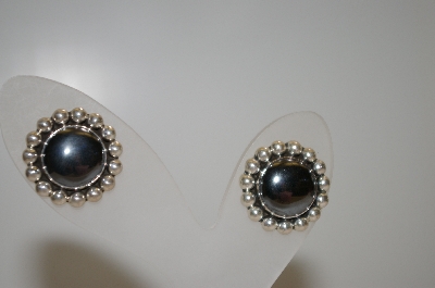 +MBA #20-557  Artist Signed Hemalyke Earrings