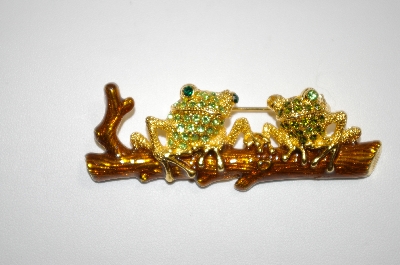 +MBA #20-719  Green Crystal Frogs On A Branch Pin