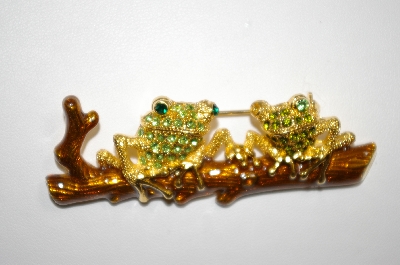 +MBA #20-719  Green Crystal Frogs On A Branch Pin