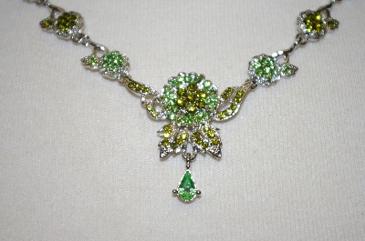 +MBA #20-752  Green Crystal Flower Necklace