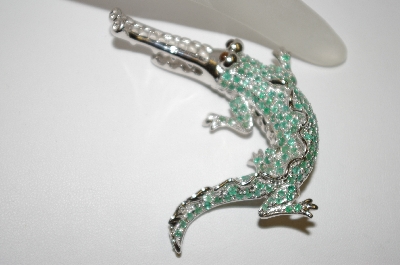 +MBA #21-528 Platinum Plated Silver Emerald Alligator Brooch