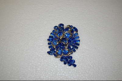 +MBA #WBB   "Weiss" 1950's Large Blue Austrain Crystal Brooch