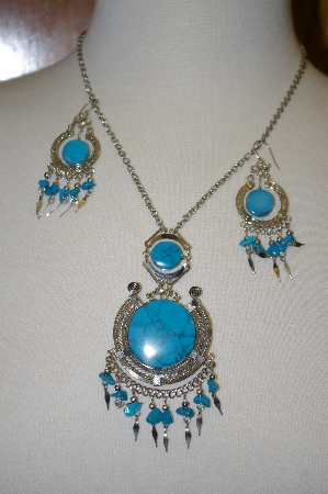 +MBA #24-012  Peruvian Blue Turquoise Necklace & Matching Earrings
