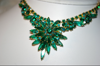 +MBA  "1950's Green Crystal Necklace