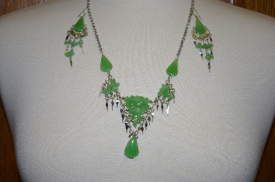 +MBA #24-031  Peruvian Green Jade Necklace & Matching Earrings