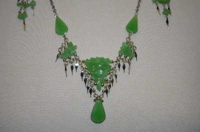 +MBA #24-031  Peruvian Green Jade Necklace & Matching Earrings