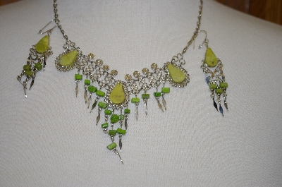 +MBA #24-023  Peruvian Green Serpentine Necklace & Matching Earrings