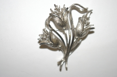+MBA #24-223  "Lisner Silver Toned Flower Pin