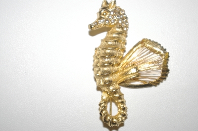 +MBA #24-285  Gold Plated Sea Horse Pin