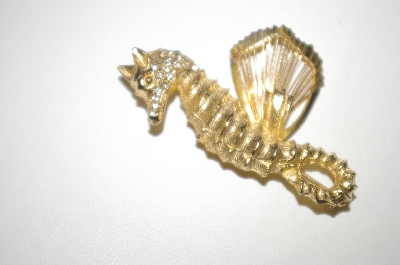 +MBA #24-285  Gold Plated Sea Horse Pin