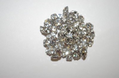 +MBA #24-374  Large Clear Crystal Silvertone Brooch