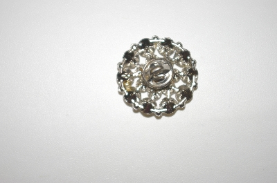 +MBA #24-386   Silvertone Clear Crystal Round Pin