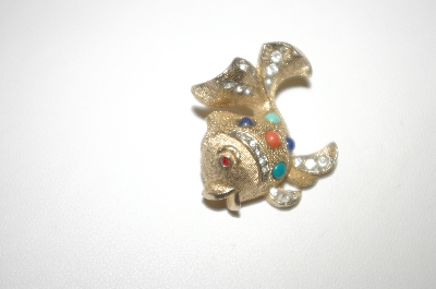 +MBA #24-490   Gold Tones Jeweled Fish Pin