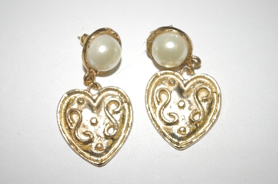 +MBA #25-028   Gold Plated Heart & Faux Pearl Pierced Earrings