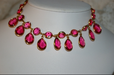 +MBA   "25 Stone Pink Glass Bezel Set Necklace