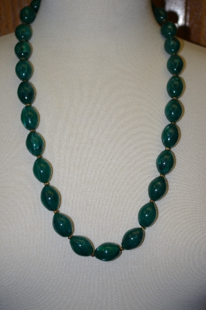 +MBA #S4-250  Vintage Dark Green Acrylic Bead Necklace