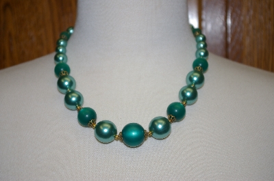 +MBA #S4-241  "Two Tone Green Acrylic Bead Necklace