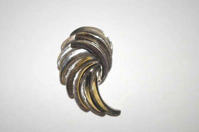 **Silver Tone Fancy Pin