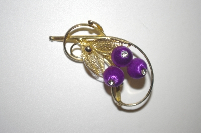+MBA #S4-218  Gold Plated Purple Thread Covered Bead Pin