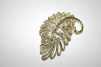 +MBA #S4-300  Sarah Coventry Gold Plated Leaf Pin