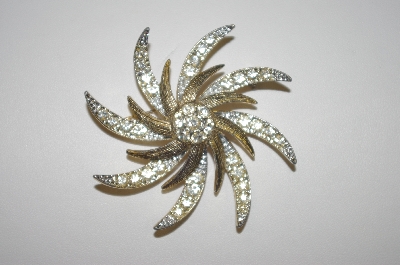 +MBA #S4-189  Sarah Coventry Crystal Pin