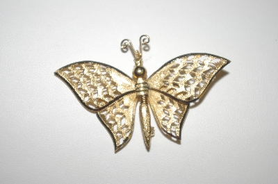 **MBA #S4-191  Vintage Gold Plated Moveable Butterfly Pin