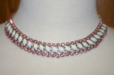 +MBA #23-278  White Milk Glass & Pink Rhinestone Vintage Chocker