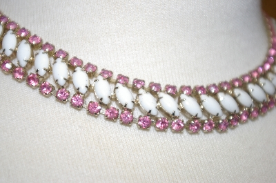 +MBA #23-278  White Milk Glass & Pink Rhinestone Vintage Chocker