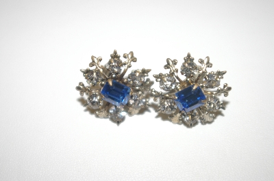 +MBA #23-337  "Vintage Blue & Clear Rhinestone Screw Back Earrings