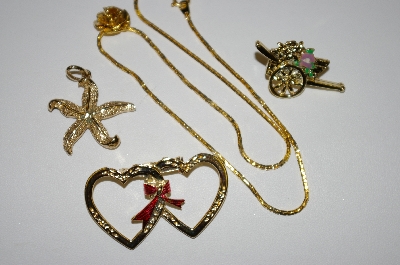 +MBA #25-492  4 Piece's Of Vintage Jewelry