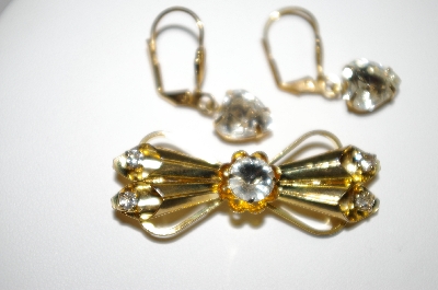 +MBA #25-334  Vintage Gold Plated Pin & Earring Set