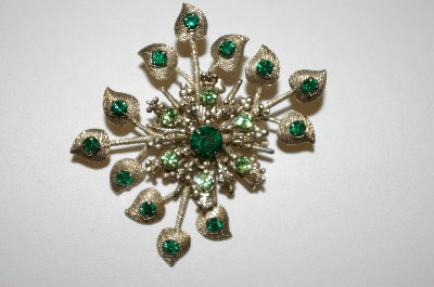 +MBA #25-747  Vintage Gold Tone Two Shades Of Green Rhinestone Pin