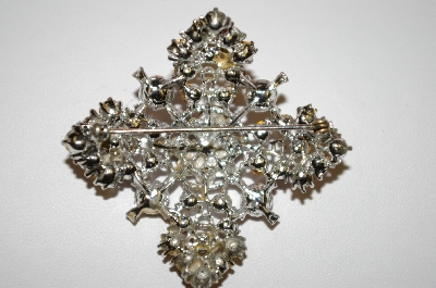 +MBA #25-684  Vintage Silver Tone Red Rhinestone Pin