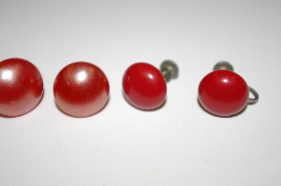 +MBA #25-698  2 Pairs Vintage Red Glass Screw Back Earrings