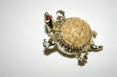 +MBA #25-651  Vintage Turtle Locket Pin