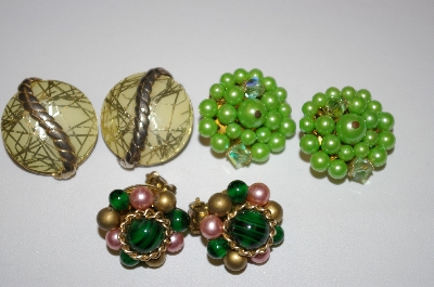 +MBA #25-635  "Lot Of (3) Pairs Of Vintage Clip On Earrings